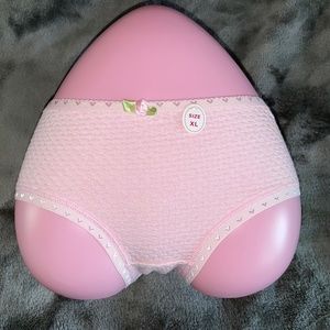 Bubble Cotton, Waffle Cotton, Baby soft cotton pink panties. Waist is 22" - 34"